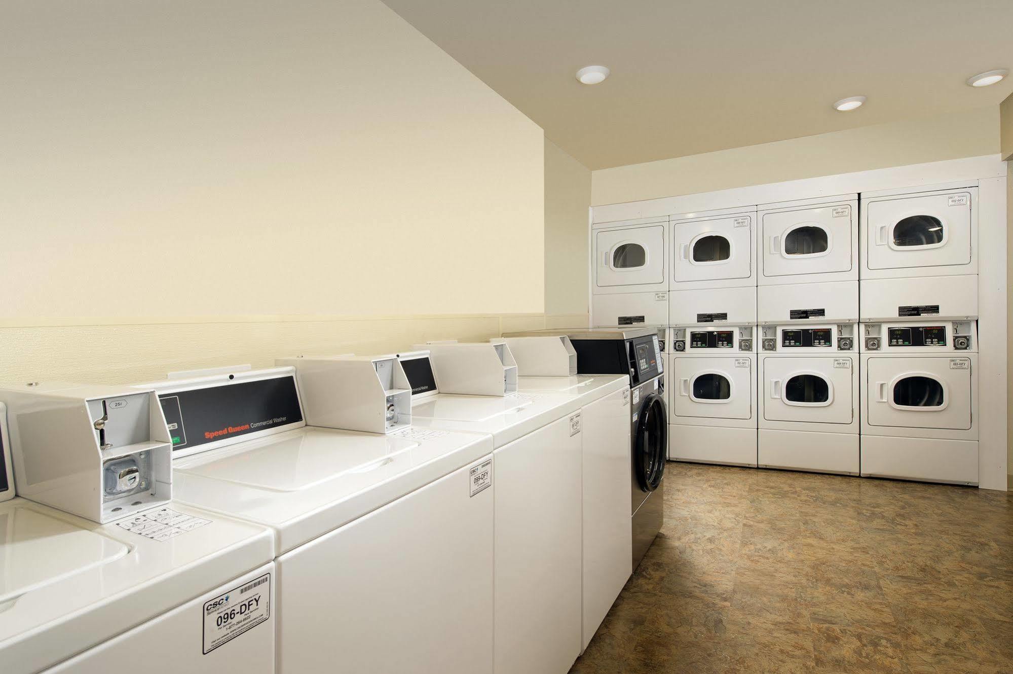 Extended Stay America Select Suites - Omaha - Southwest La Vista Экстерьер фото